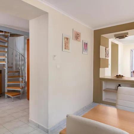 Rhodes Garden Retreat