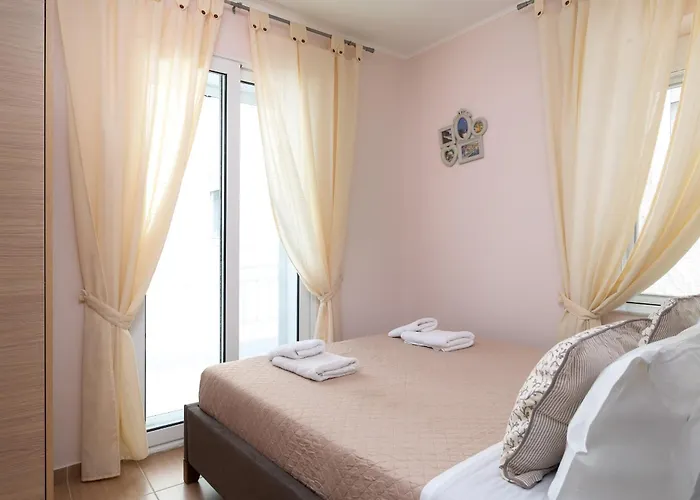 بيت للعطل Rhodes Garden Retreat *